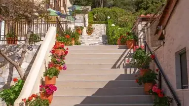 MARIAMARE APTS