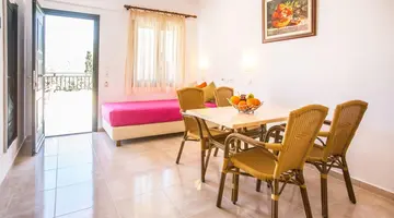 MARIAMARE APTS