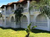 Mariana Hotel and Studios
