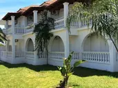 Mariana Hotel and Studios