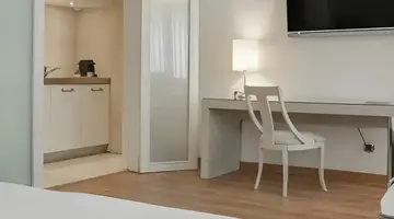 Mariano Cubi Aparthotel