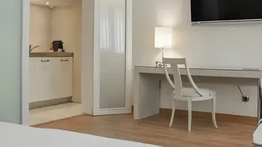Mariano Cubi Aparthotel