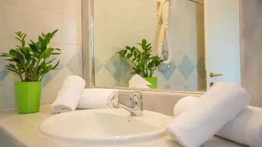 Marina Athens Hotel