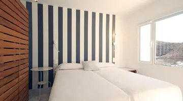 Marina Bayview - Adults Only