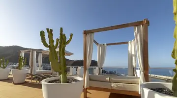 Marina Bayview - Adults Only