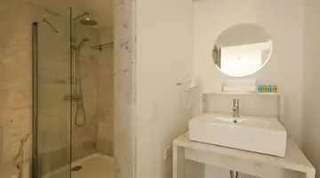 Marina Bayview - Adults Only