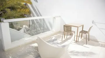 Marina Bayview - Adults Only