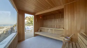 Marina Bayview - Adults Only