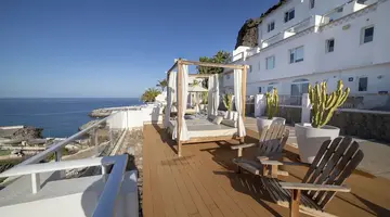 Marina Bayview - Adults Only