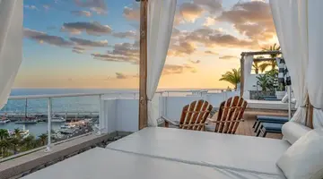 Marina Bayview - Adults Only