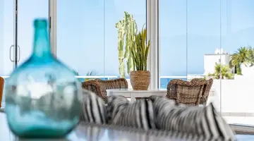 Marina Bayview - Adults Only