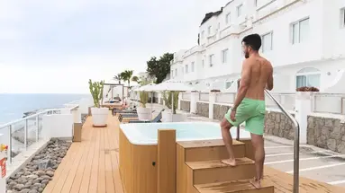 Marina Bayview - Adults Only