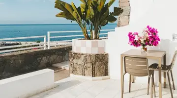 Marina Bayview - Adults Only