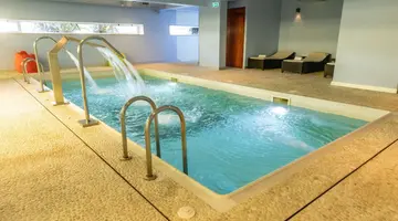 Marina Club Lagos Resort