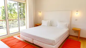 Marina Club Lagos Resort - ...