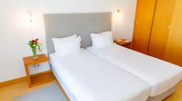 Marina Club Lagos Resort