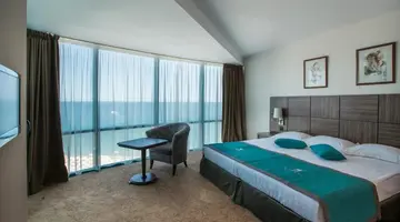 Marina Grand Beach