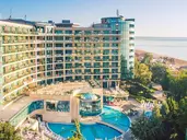 Marina Grand Beach