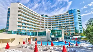 MARINA GRAND BEACH