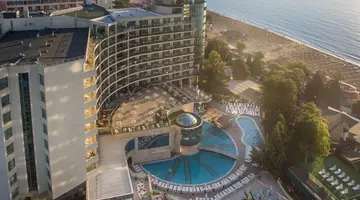 MARINA GRAND BEACH