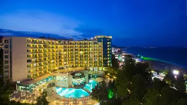 Marina Grand Beach