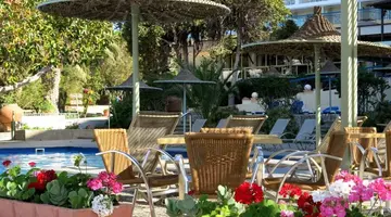 Marina Hotel