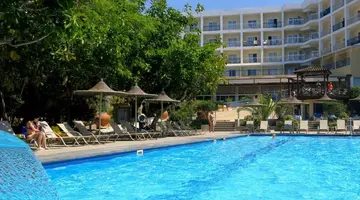 Marina Hotel