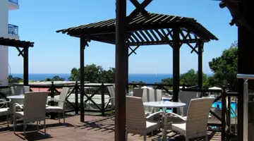 Marina Hotel