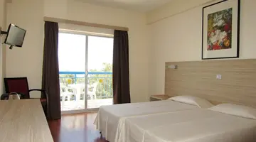 Marina Hotel