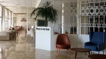 Marina Hotel
