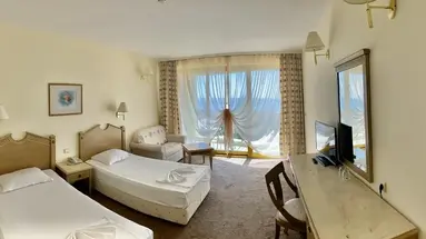Marina Royal Palace