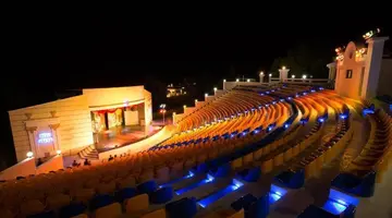Marina Royal Palace
