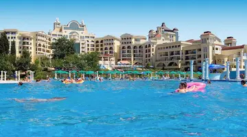 Marina Royal Palace