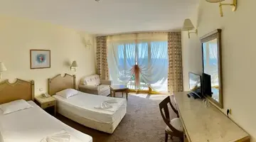 Marina Royal Palace