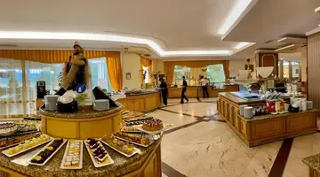 Marina Royal Palace