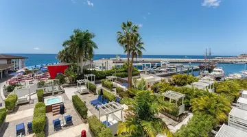 Marina Suites