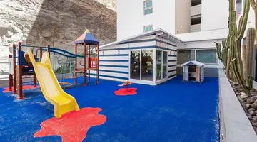 Marina Suites