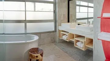 Marina Suites