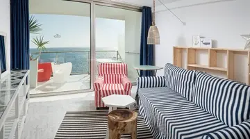 Marina Suites