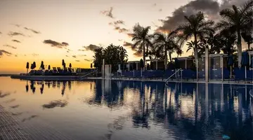 Marina Suites