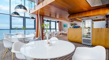 Marine Hotel by Zdrojowa