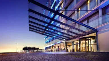 Marine Hotel