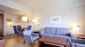 Marins Suites Hotel