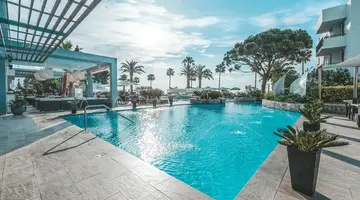 Marins Suites Hotel
