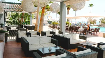 Marins Suites Hotel