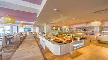 Marins Suites Hotel