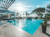 Marins Suites Hotel