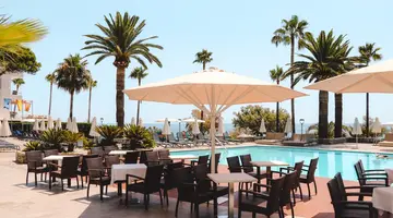 Marins Suites Hotel