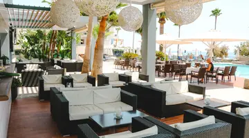 Marins Suites Hotel