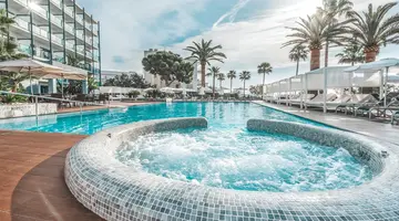 Marins Suites Hotel